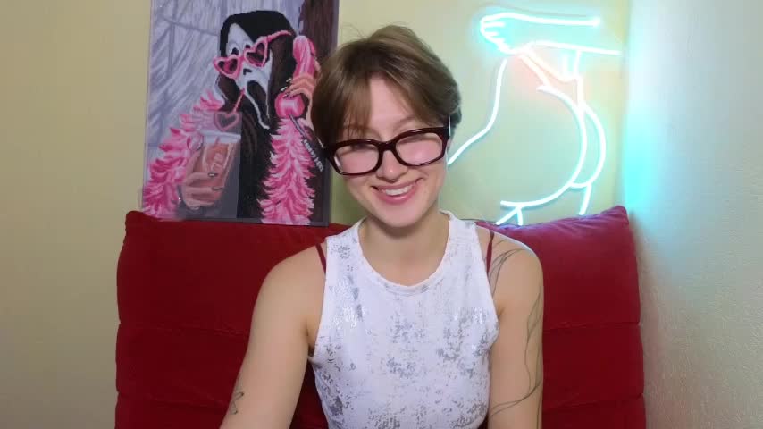 MalvinaBlum Live Sex December 13, 2025