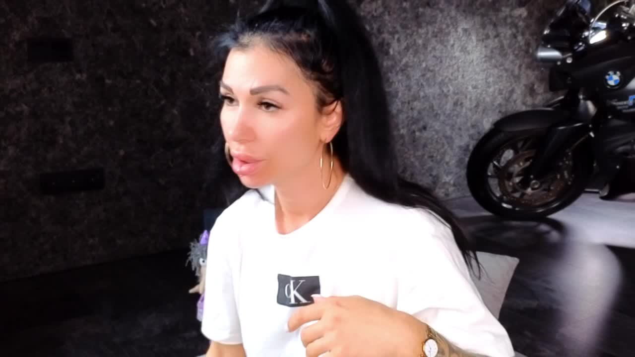 -BABAYAGA- Live Sex December 17, 2025