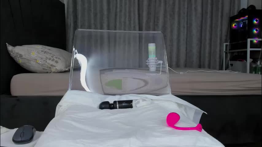 wowsquirt Live Sex December 14, 2025