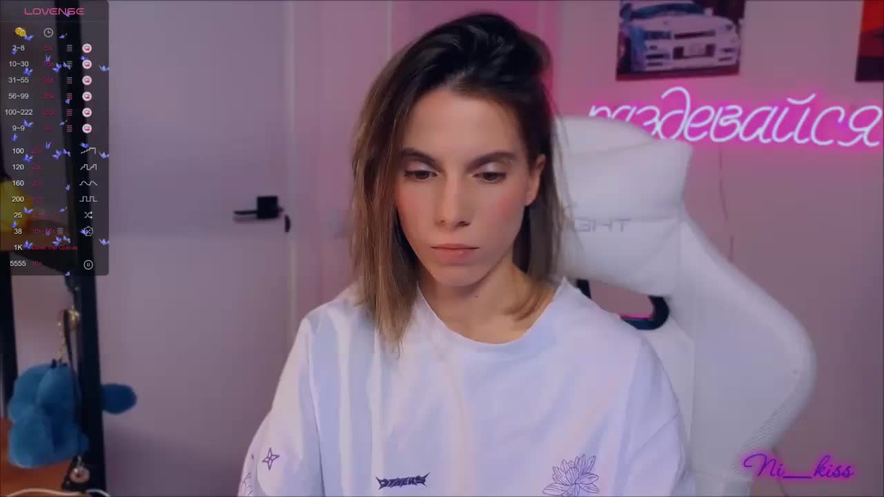 ni_kiss Live Sex December 13, 2025