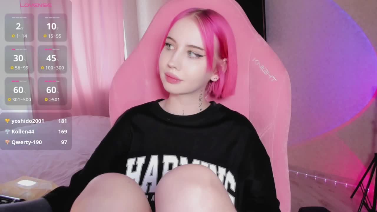 luvsoak Live Sex December 17, 2025