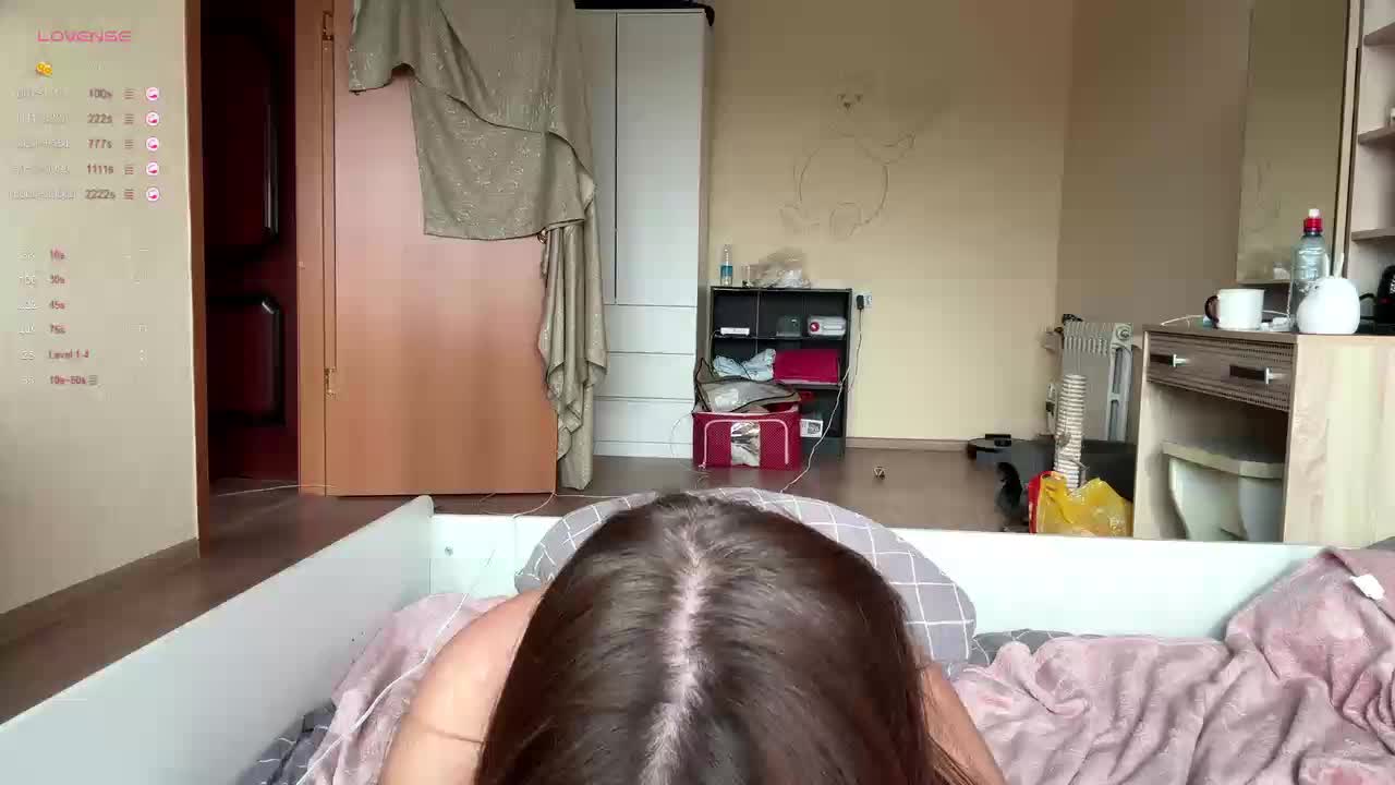 KristinaBlow Live Sex December 14, 2025