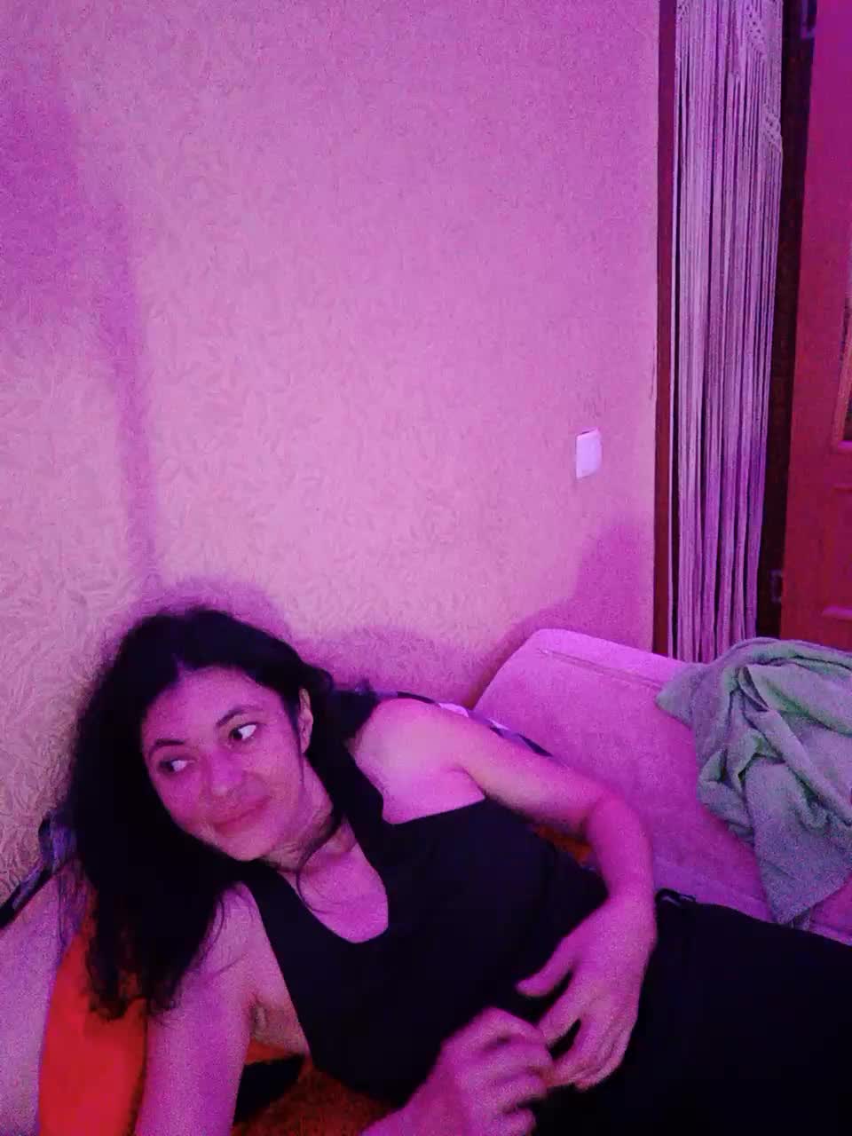 Vitaminka0572 Live Sex December 14, 2025