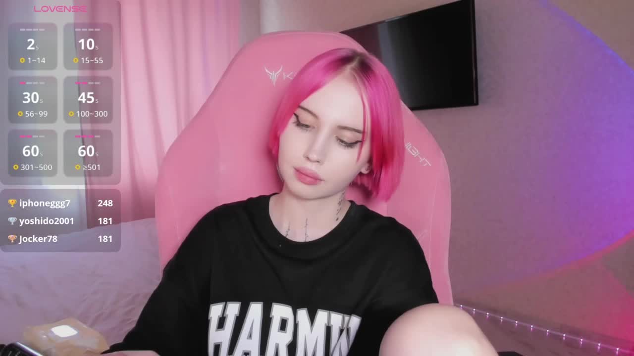 luvsoak Live Sex December 17, 2025