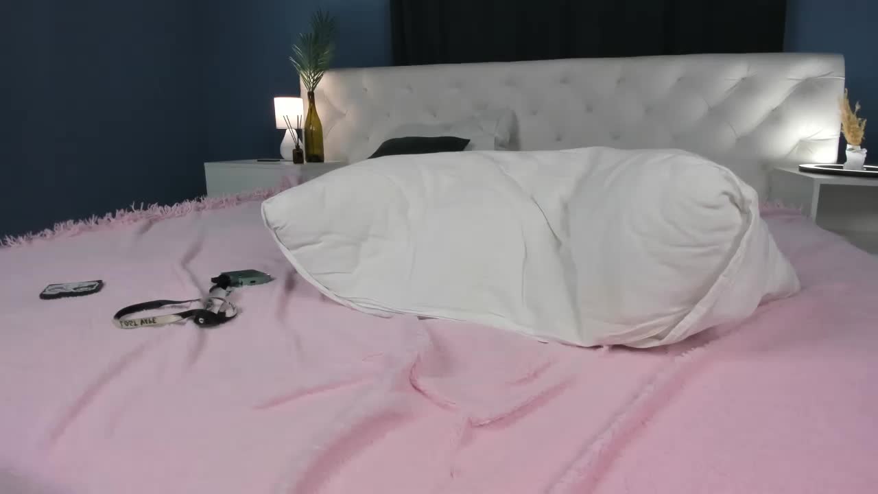 Mary-Xextra Live Sex December 17, 2025