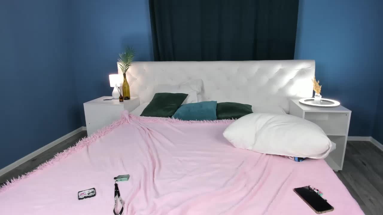 Mary-Xextra Live Sex December 17, 2025