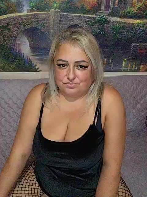 BigMilf Live Sex December 14, 2025