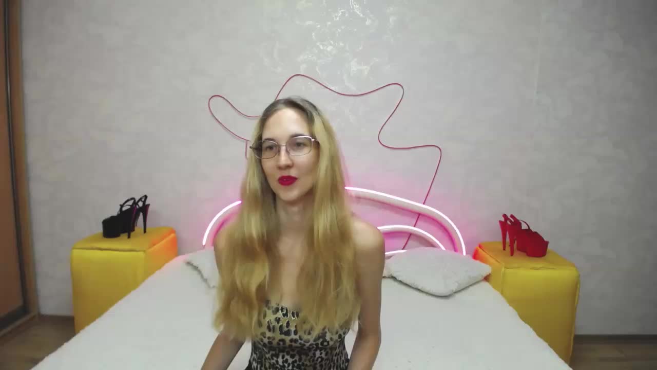 LizzieBrait Live Sex December 13, 2025