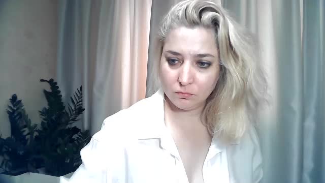 KickaIricka Live Sex December 14, 2025