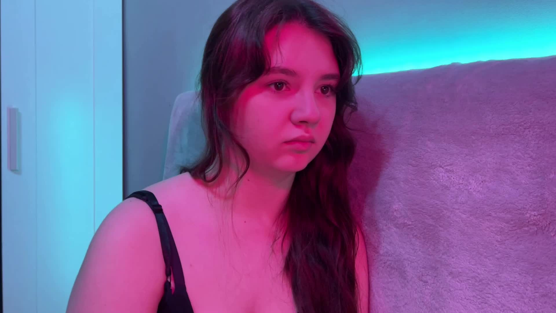 AlisaRichGold Live Sex December 14, 2025