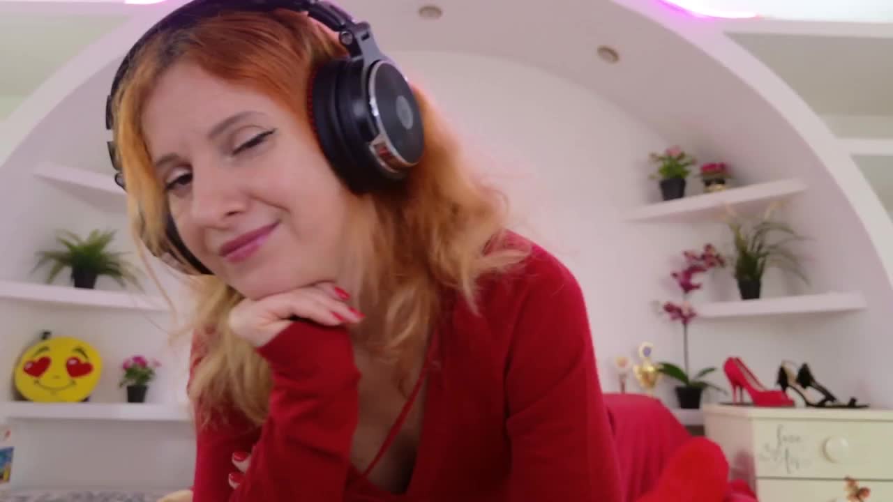 SimaGoldy Live Sex December 17, 2025