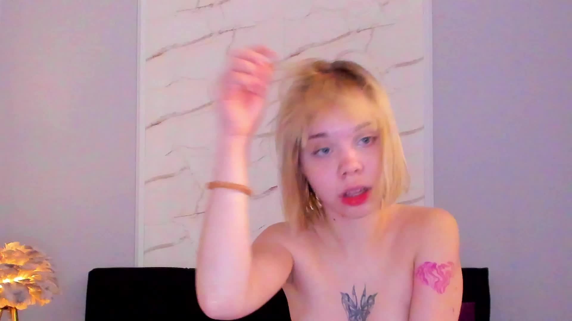 kittygold18 Live Sex December 14, 2025