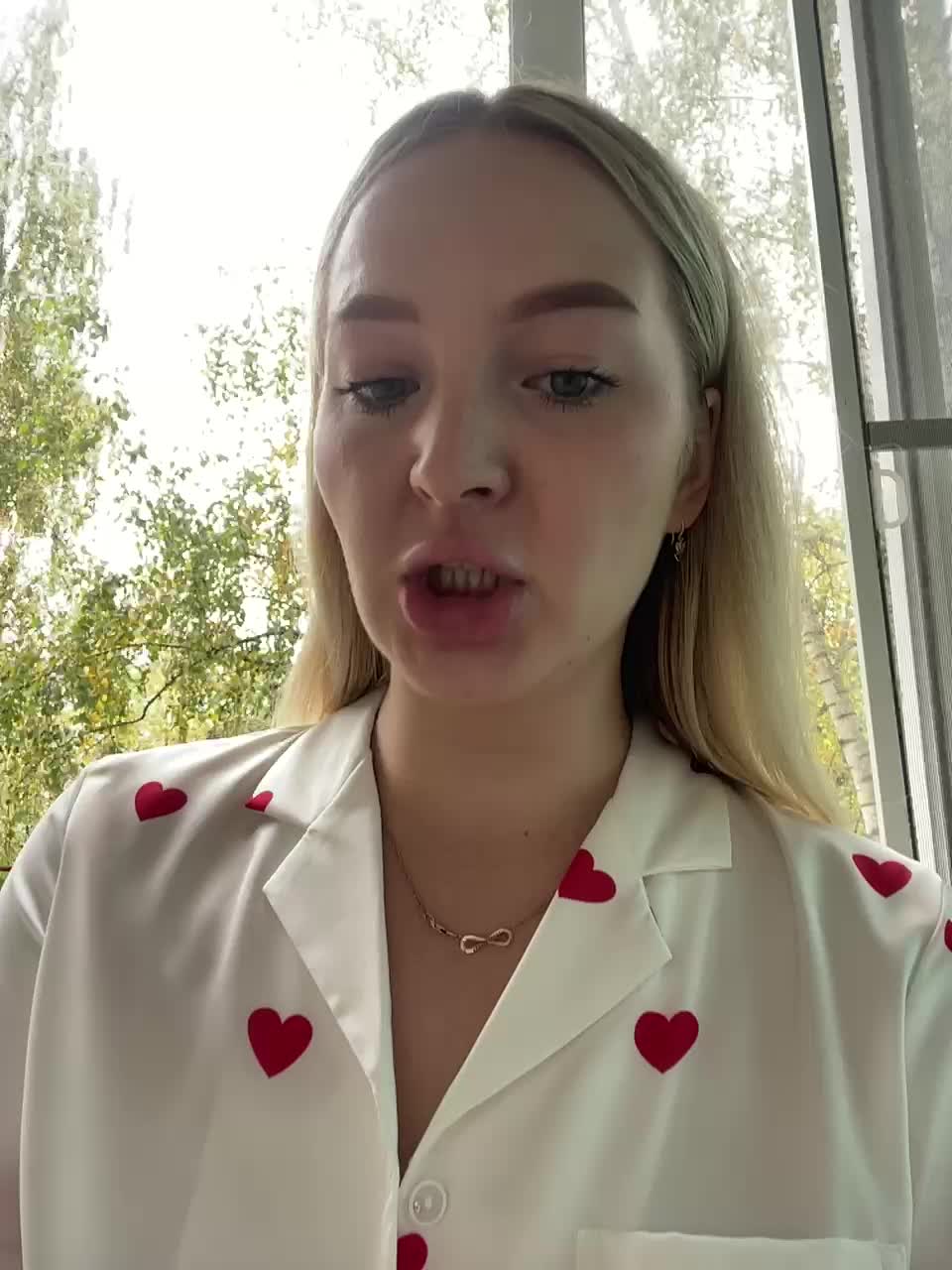 Marysik Live Sex December 17, 2025