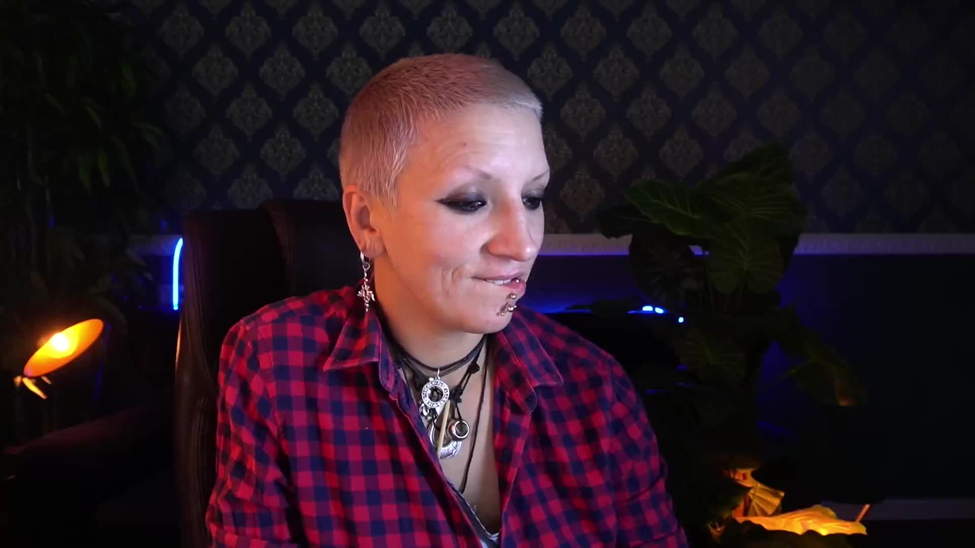 MiraMoonn Live Sex December 13, 2025