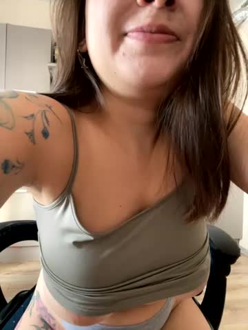 EllyBigTits Live Sex 2025.09.20
