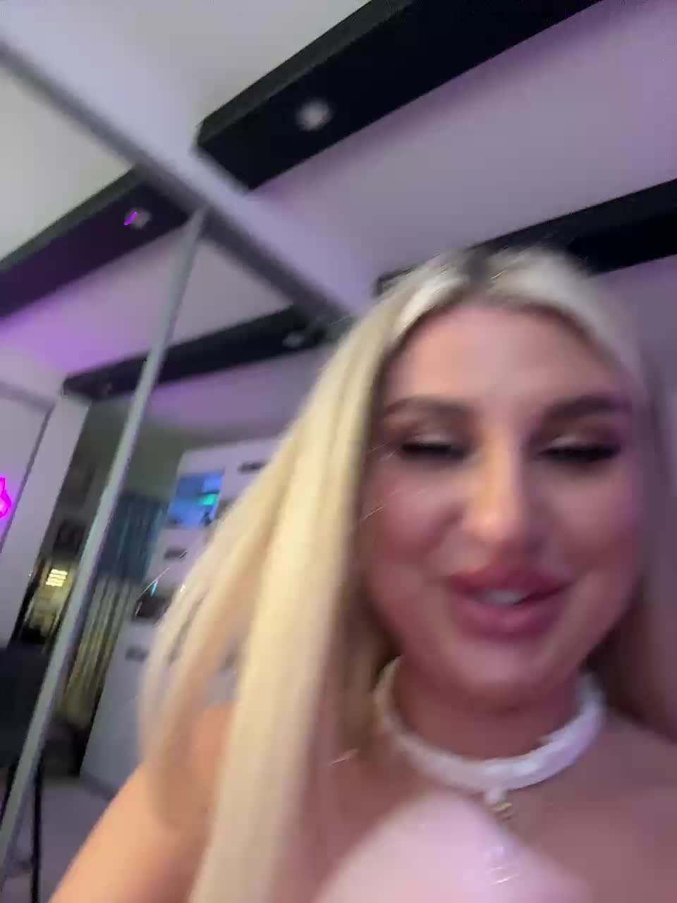 Kotofeyka1 Live Sex 2025.09.20