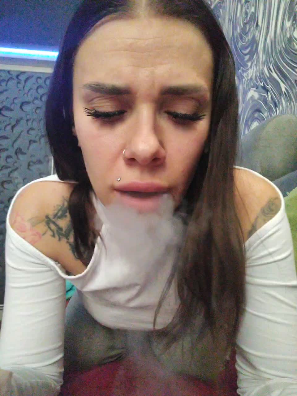 deva_maria Live Sex December 15, 2025