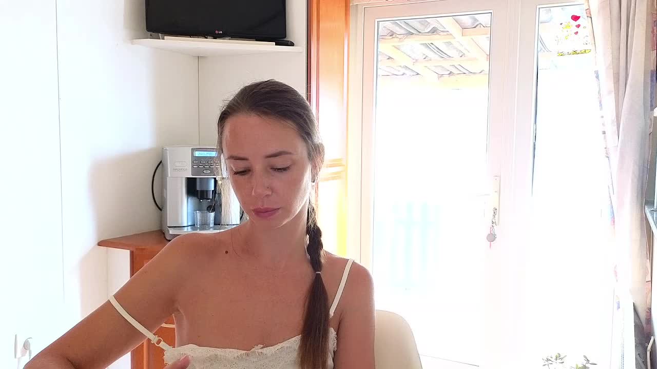 Miss_Milka Live Sex December 18, 2025
