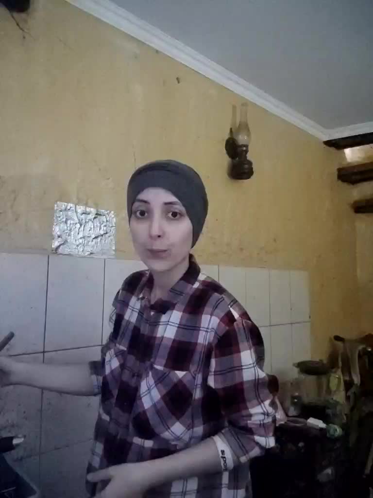 Kira700cams Live Sex December 14, 2025