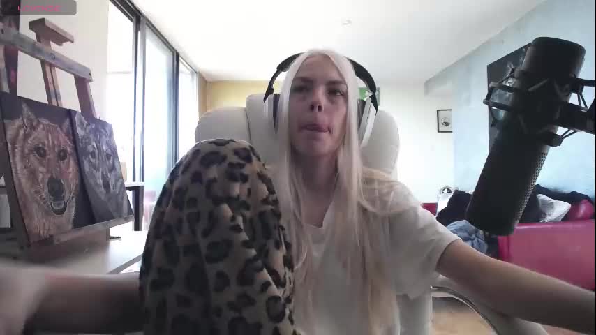 tinykylie Live Sex December 13, 2025