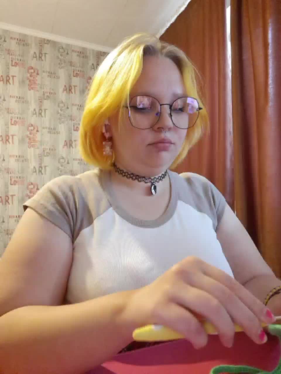 -MeooW- Live Sex December 17, 2025