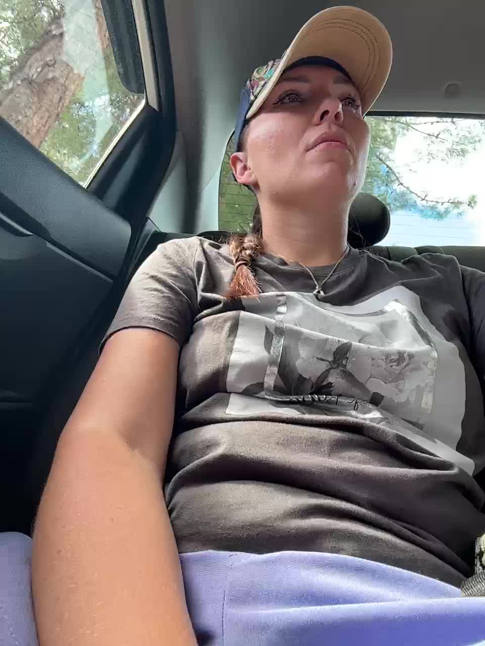 DIVORA Live Sex December 19, 2025