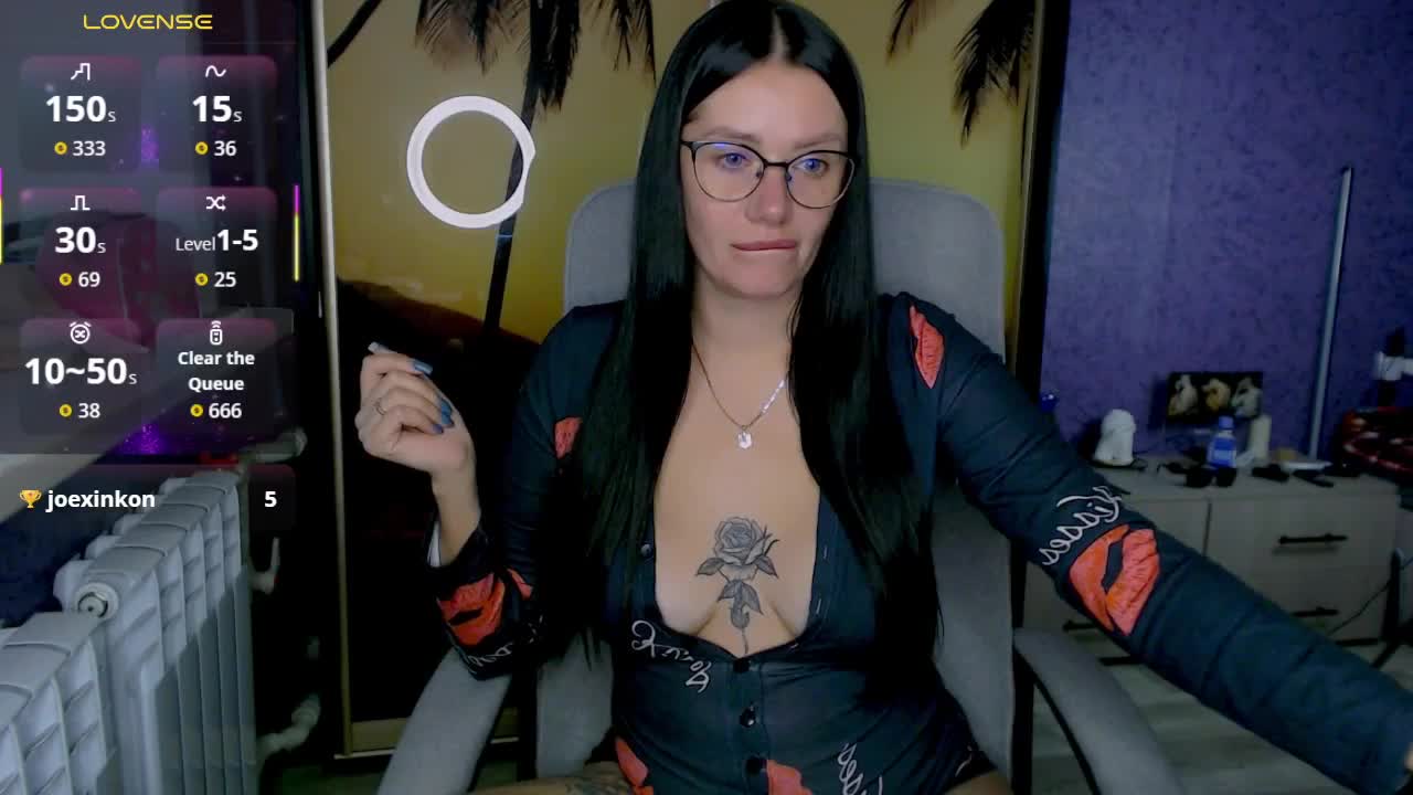 goldenwitchx Live Sex December 17, 2025
