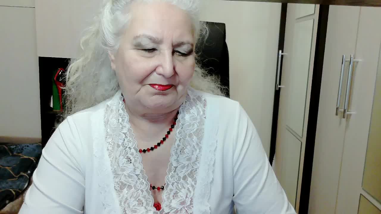 GrannyWants Live Sex December 17, 2025