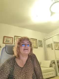 KarinkaSweet Live Sex December 17, 2025