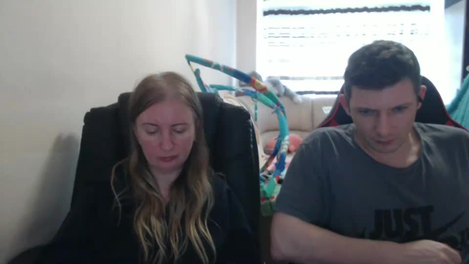 jenisandpeter Live Sex December 20, 2025