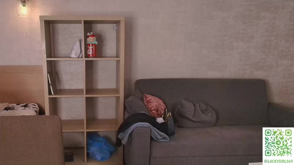 caressyourself Live Sex December 17, 2025