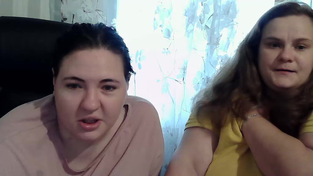 HollyXEva Live Sex December 14, 2025