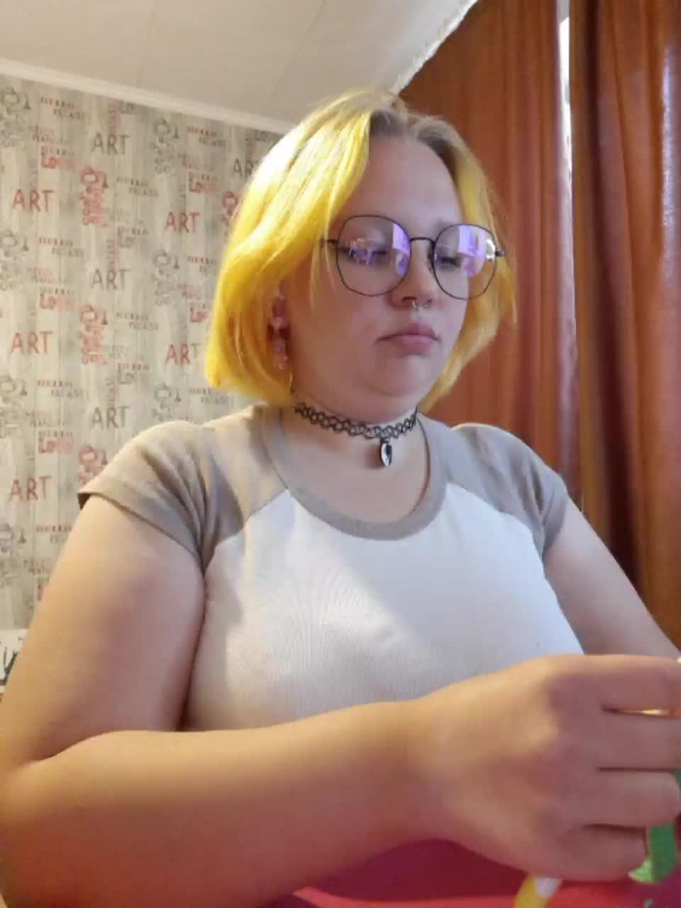 -MeooW- Live Sex December 17, 2025