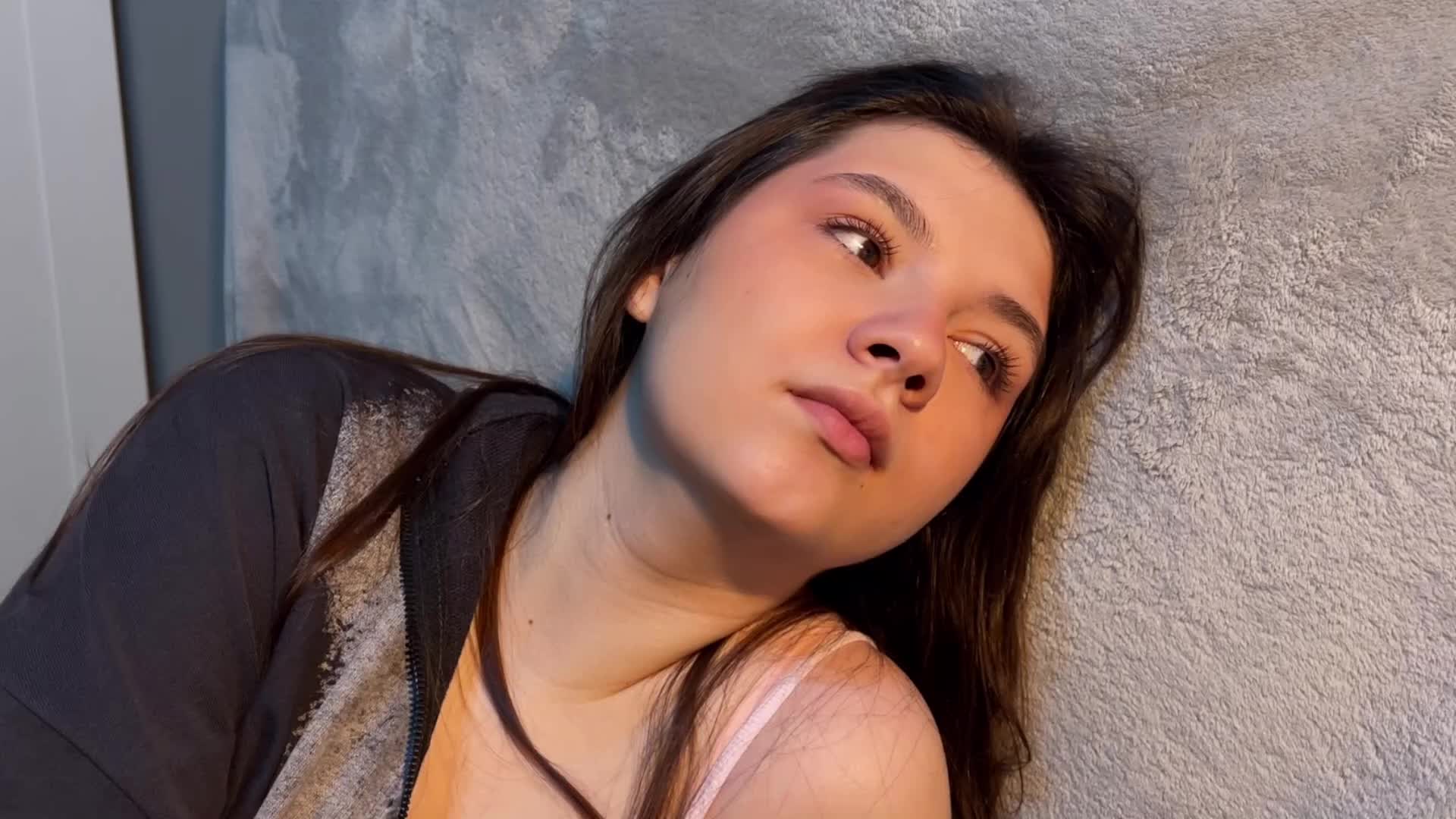 AlisaRichGold Live Sex December 14, 2025