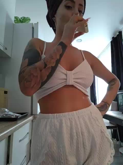 AmaReda Live Sex December 19, 2025