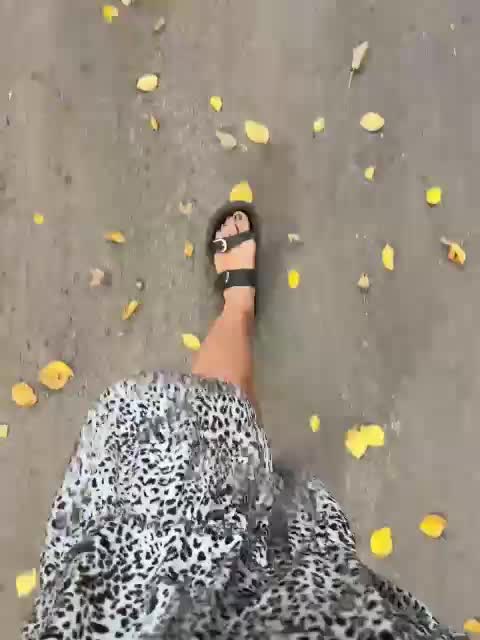 Karolina_Milf Live Sex December 14, 2025