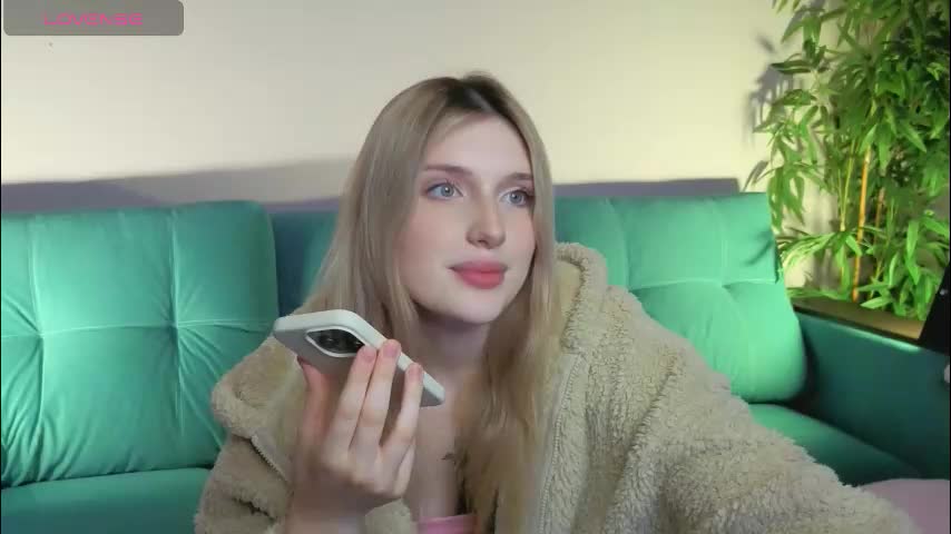 best_trip Live Sex December 18, 2025