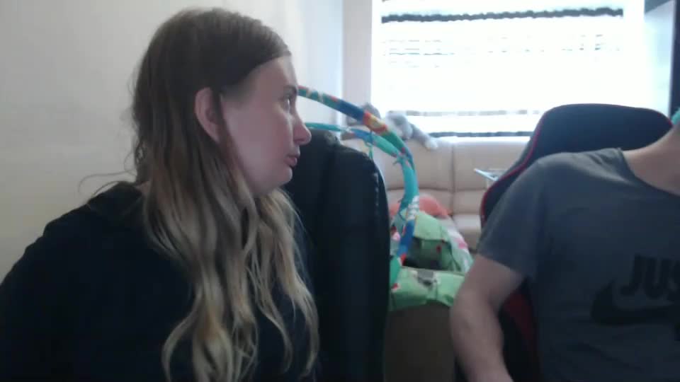 jenisandpeter Live Sex December 20, 2025