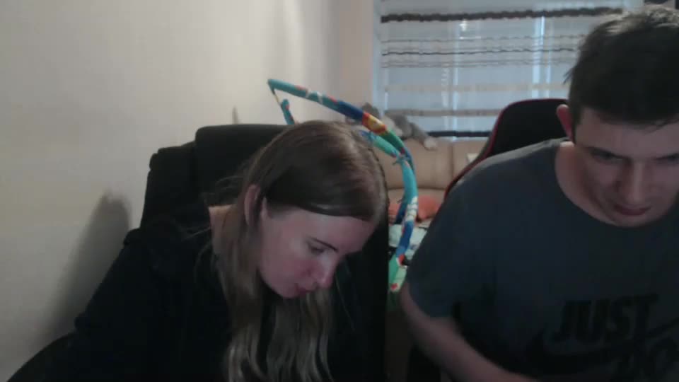 jenisandpeter Live Sex December 20, 2025