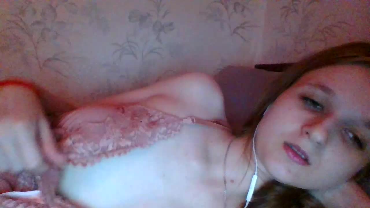 Kitty20Meow Live Sex December 17, 2025