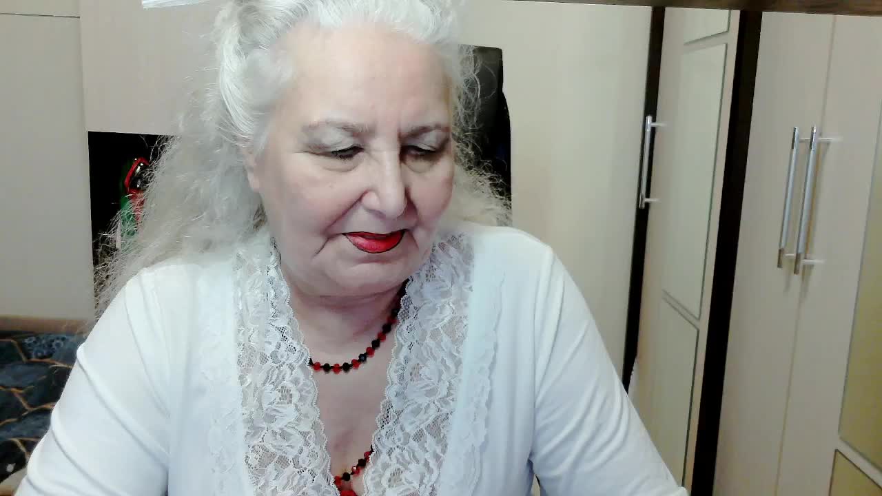 GrannyWants Live Sex December 17, 2025