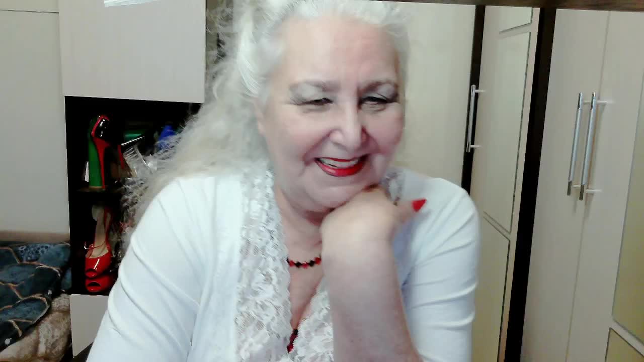 GrannyWants Live Sex December 17, 2025