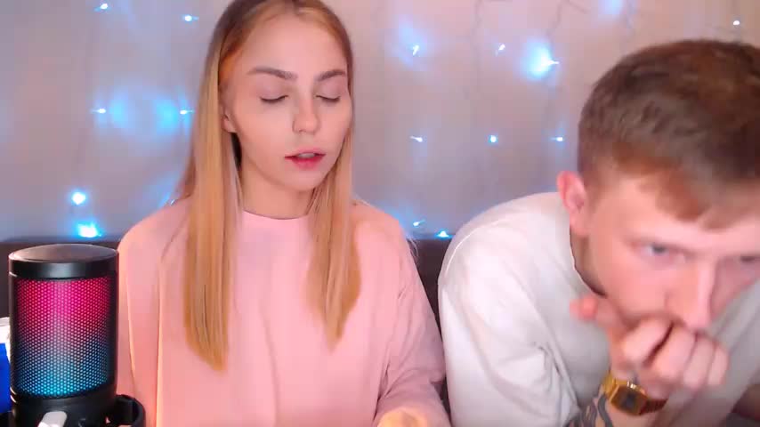 juliaanddima Live Sex December 18, 2025