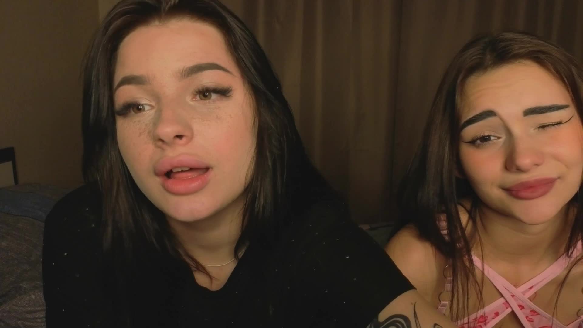 LisaAndDenis Live Sex December 18, 2025