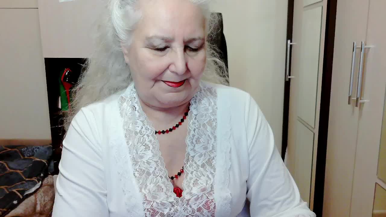 GrannyWants Live Sex December 17, 2025