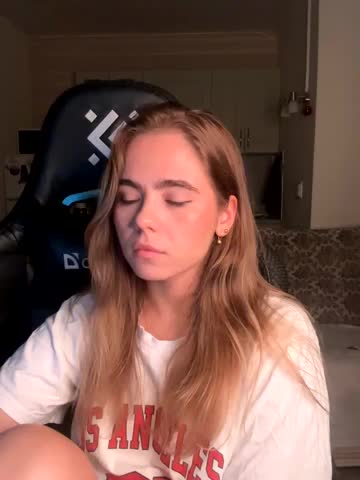 SkyBriii Live Sex December 13, 2025