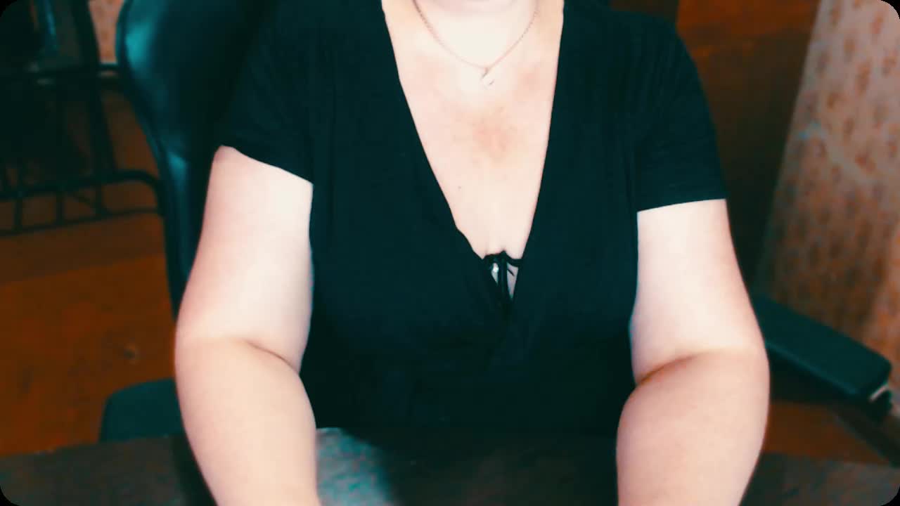 Alisa1917 Live Sex December 17, 2025