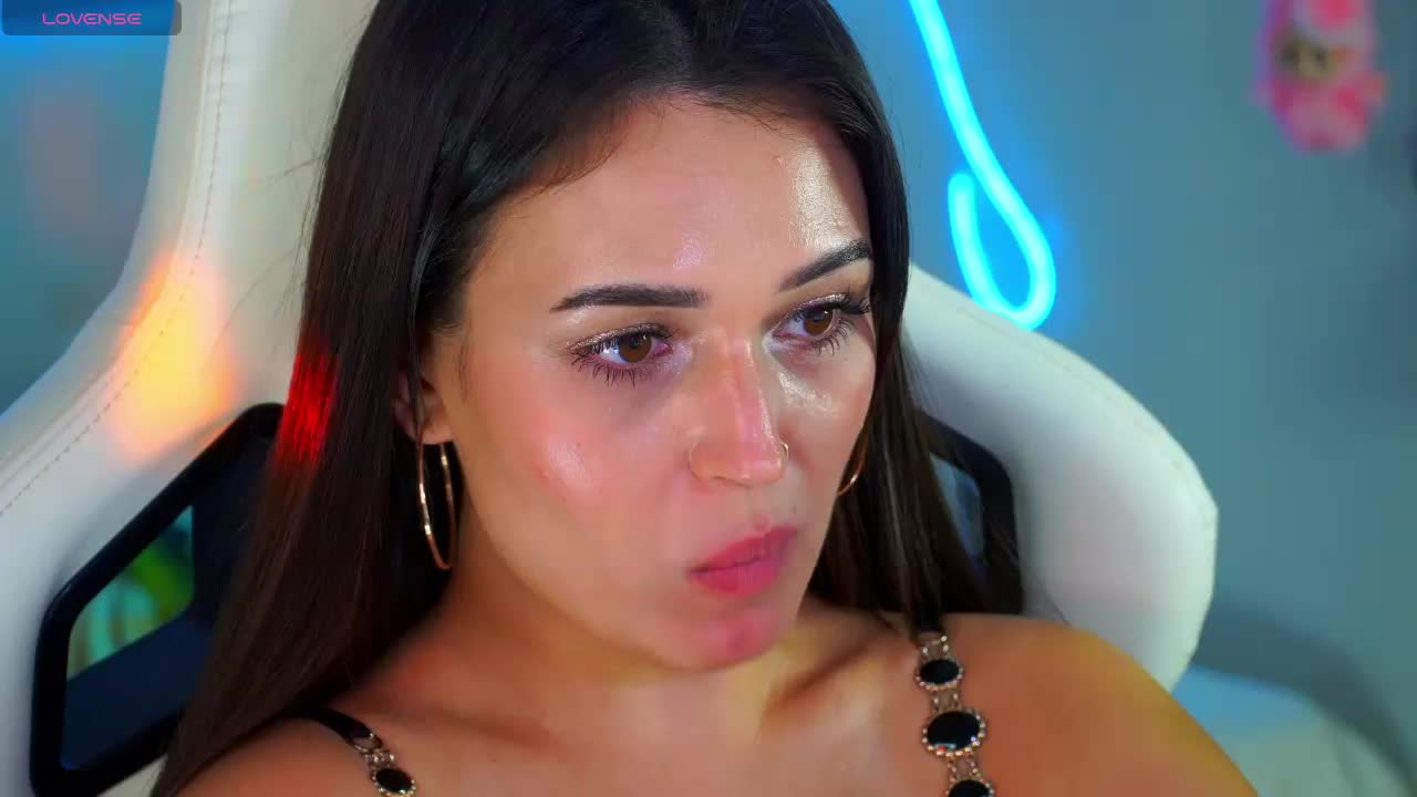 Alinka-chocolatee Live Sex December 14, 2025