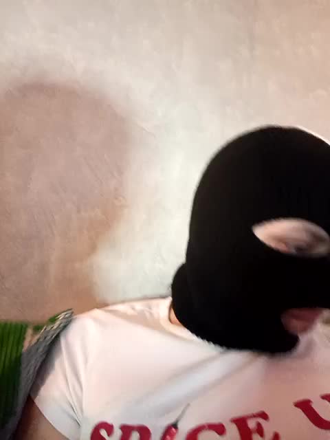 Kiss-Kissaa Live Sex December 18, 2025