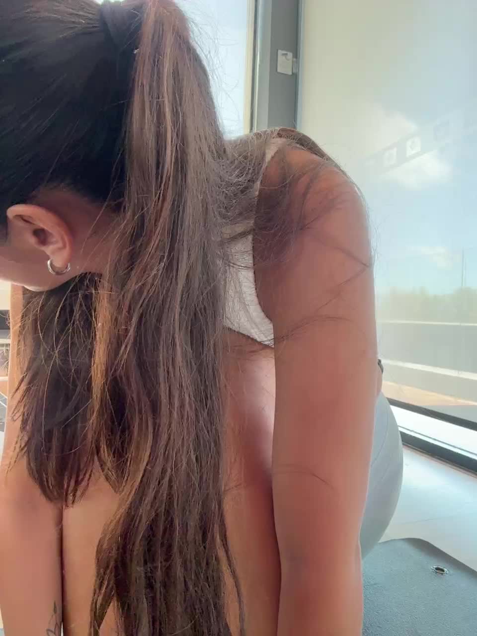 lean-lie Live Sex December 17, 2025